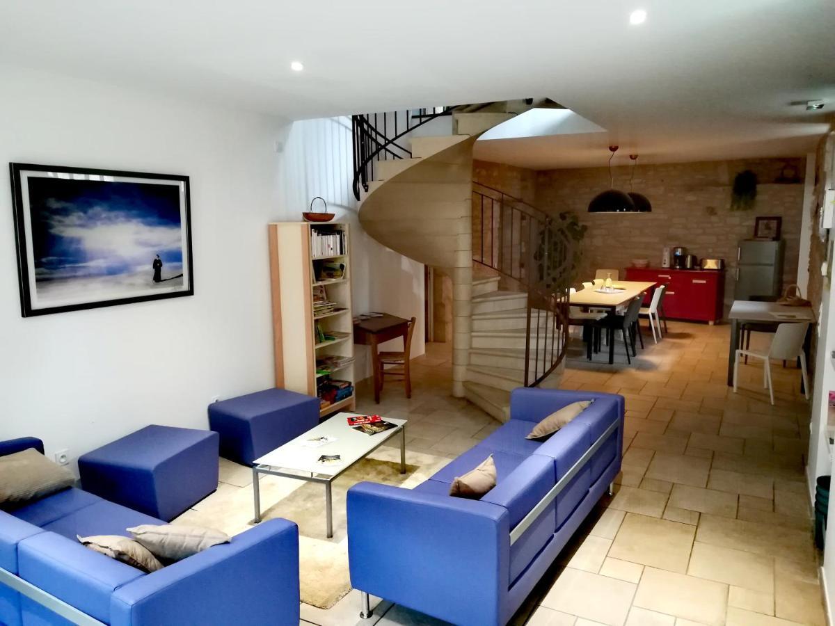 Gite La Maison Des Pelerins Villeneuve-d'Aveyron Ngoại thất bức ảnh
