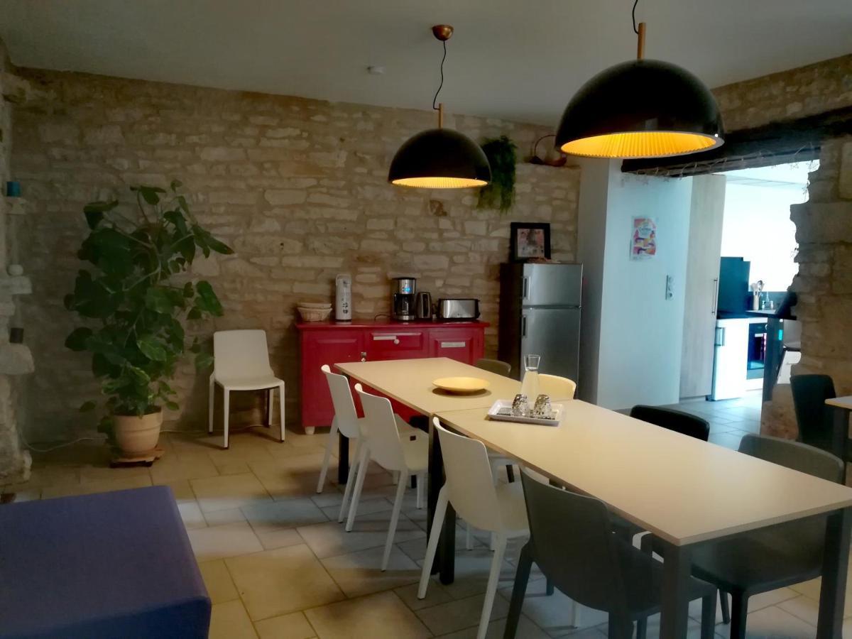 Gite La Maison Des Pelerins Villeneuve-d'Aveyron Ngoại thất bức ảnh