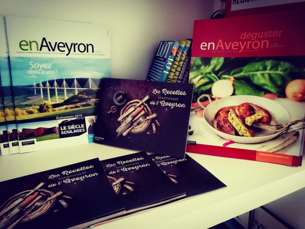 Gite La Maison Des Pelerins Villeneuve-d'Aveyron Ngoại thất bức ảnh