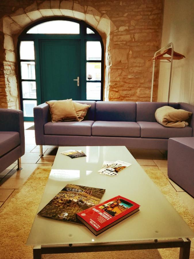 Gite La Maison Des Pelerins Villeneuve-d'Aveyron Ngoại thất bức ảnh